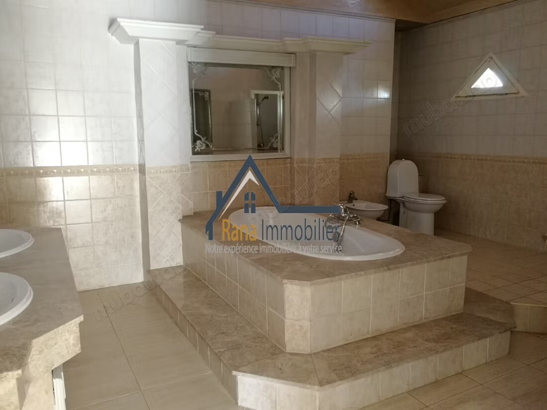فيلا 2000 م² للإيجار في الرباط – سويزي — Photo 28