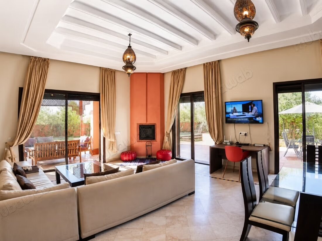 Villa de haut standing à louer à Marrakech — Photo 3