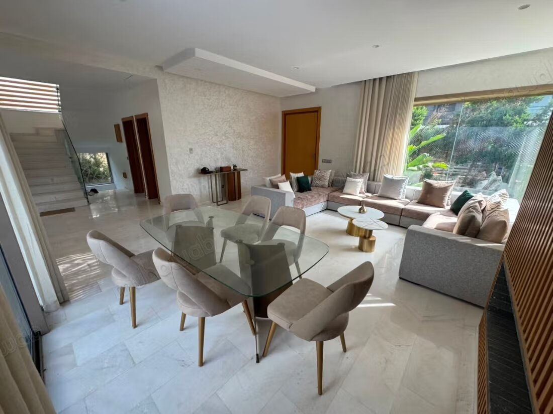Villa à louer à Casablanca — Photo 4