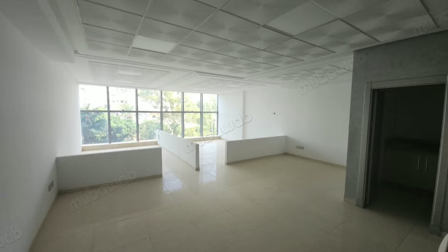 Office 69 m² for Sale in Tangier — Photo 8