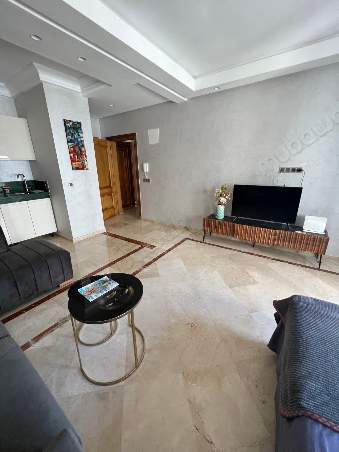 Furnished apartment for rent – Racine district, Casablanca — Photo 3