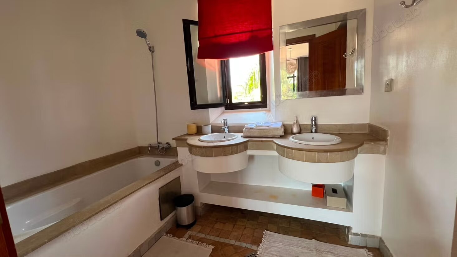 Villa 250 m² for rent in Marrakech – Golf Samanah — Photo 9