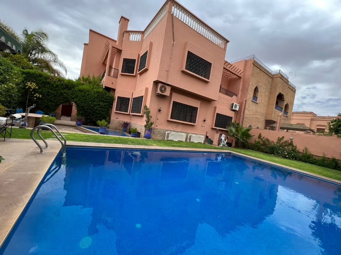 Villa 300 m² à louer à Marrakech à Marrakech