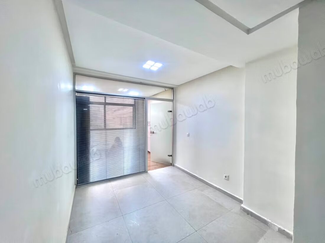 Bureau 100 m² à louer à Rabat — Photo 6