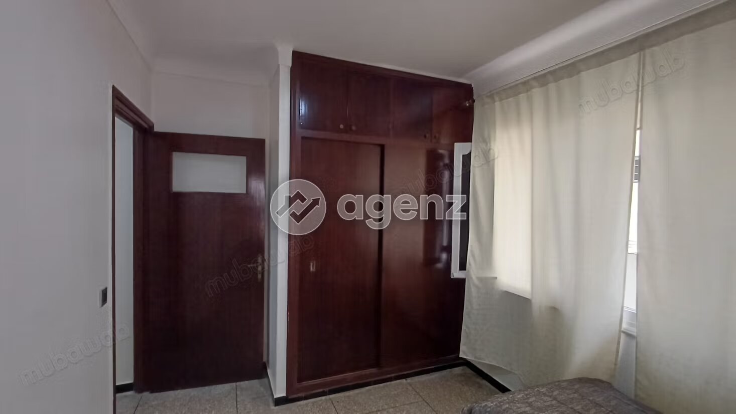 شقة 144 م² 3 غرف للإيجار في طنجة — Photo 4
