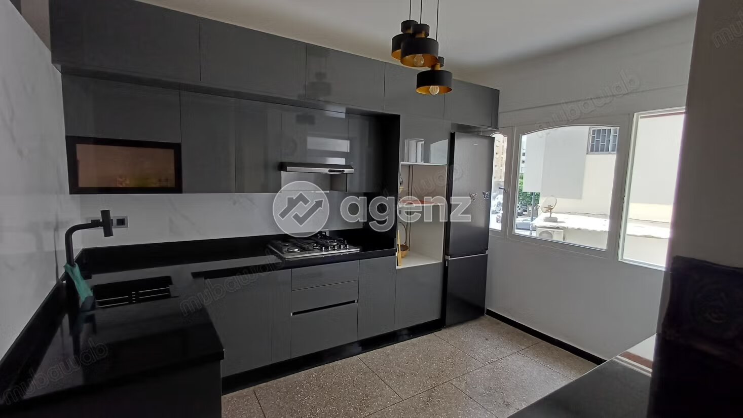شقة 144 م² 3 غرف للإيجار في طنجة — Photo 5