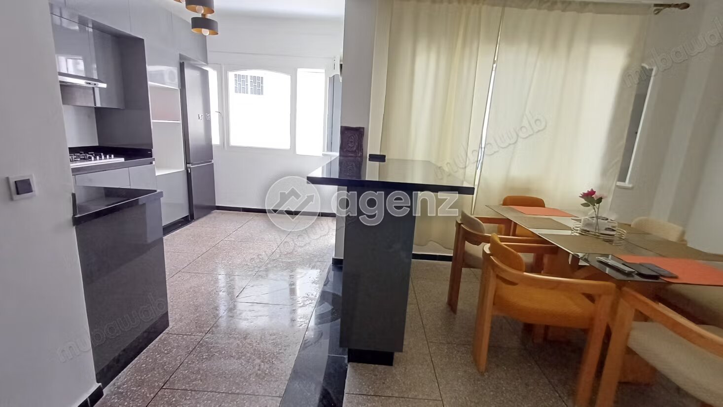 شقة 144 م² 3 غرف للإيجار في طنجة — Photo 21