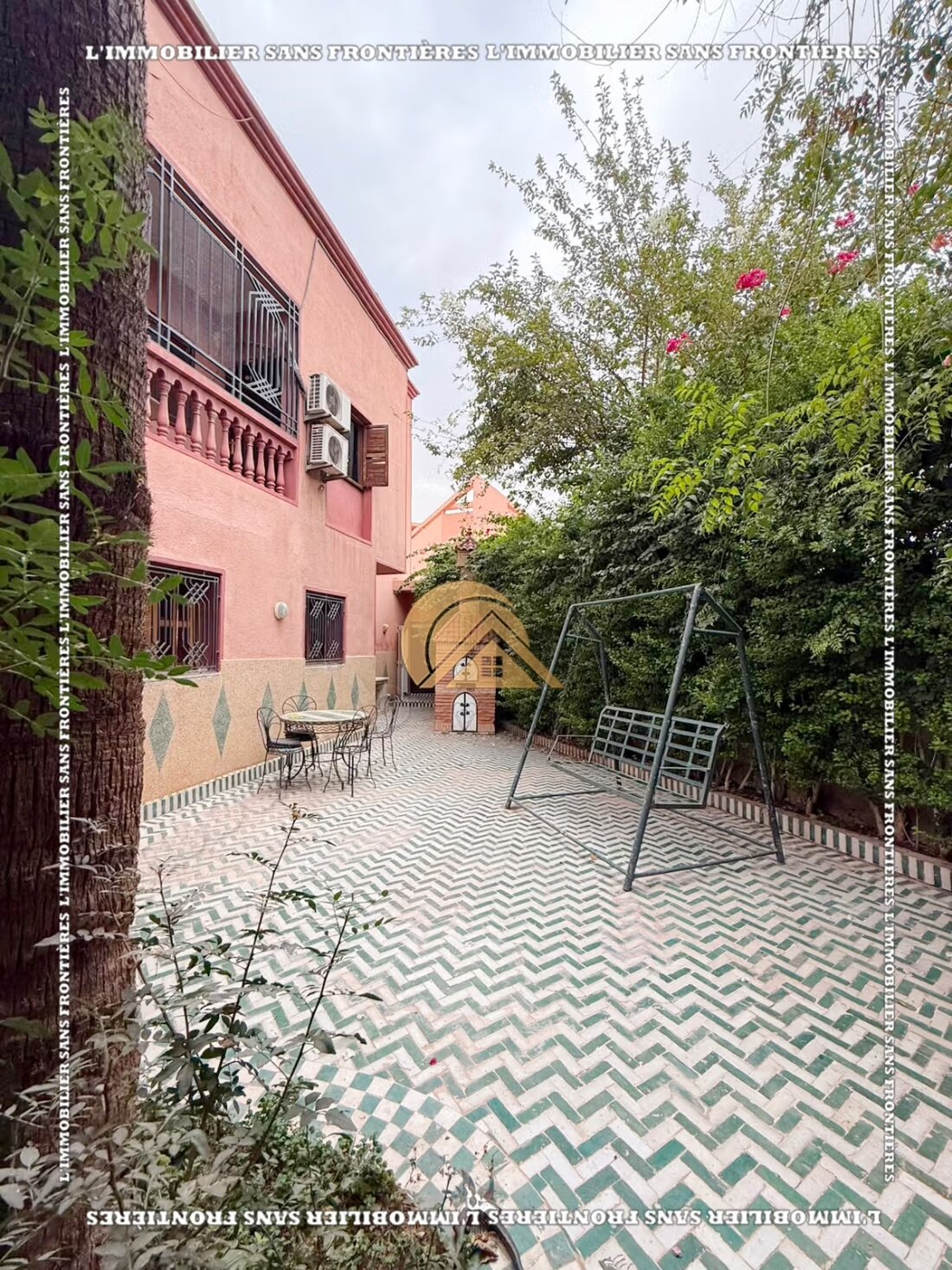 Villa 300 m² for sale in Marrakech — Photo 4