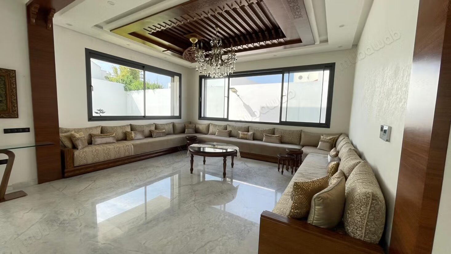 Villa 540 m² à louer à Rabat - Hay Riad — Photo 4