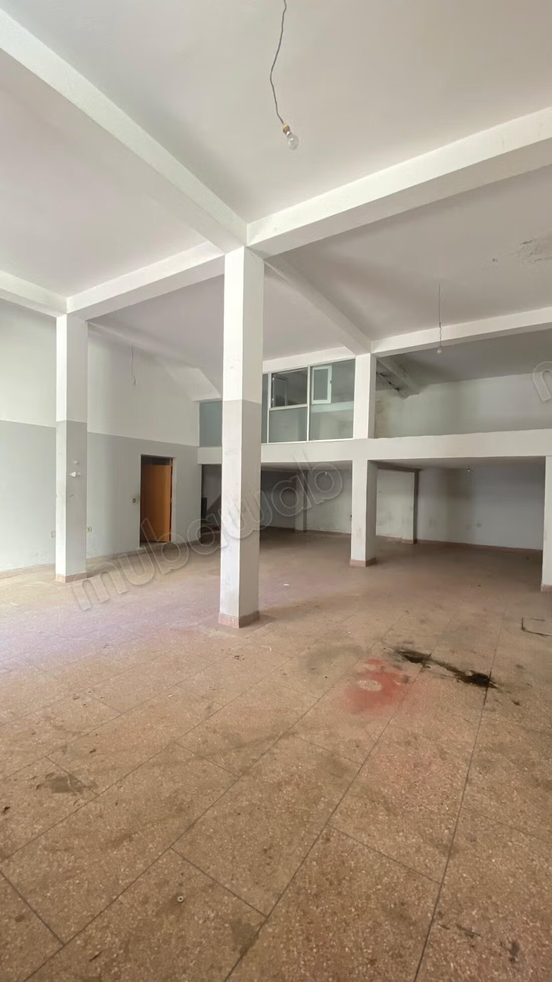 Bureau 100 m² à louer à Tanger – quartier Ahla à Tanger