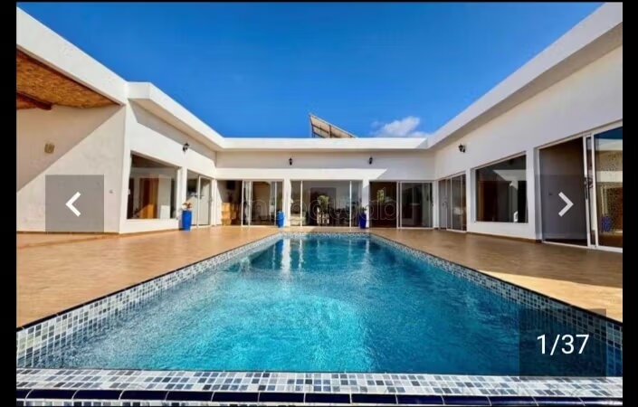 Villa moderne avec piscine à louer à Essaouira — Photo 25