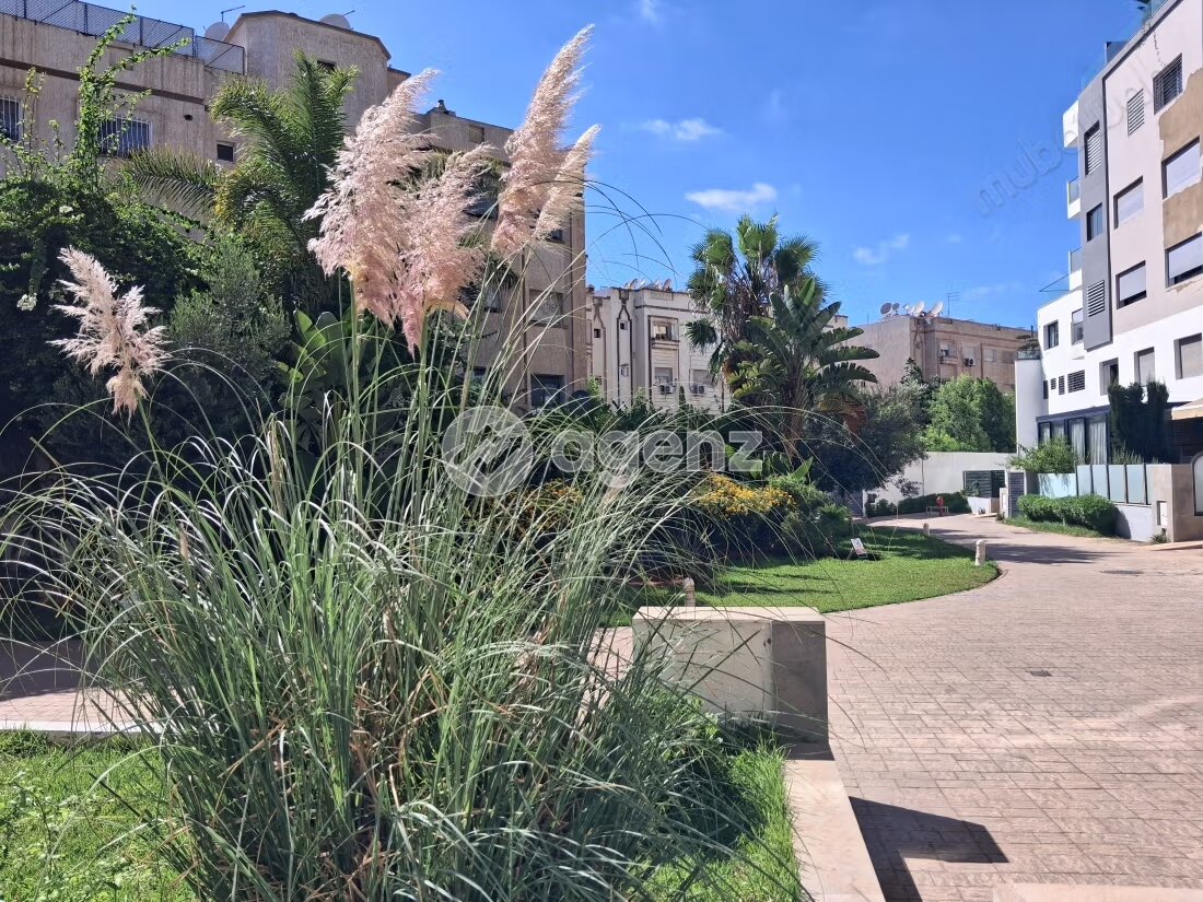 Apartment 100 m² for rent in Casablanca, Californie — Photo 7