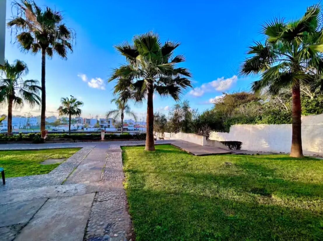 Villa 120 m² for Rent in Rabat – Harhoura — Photo 4