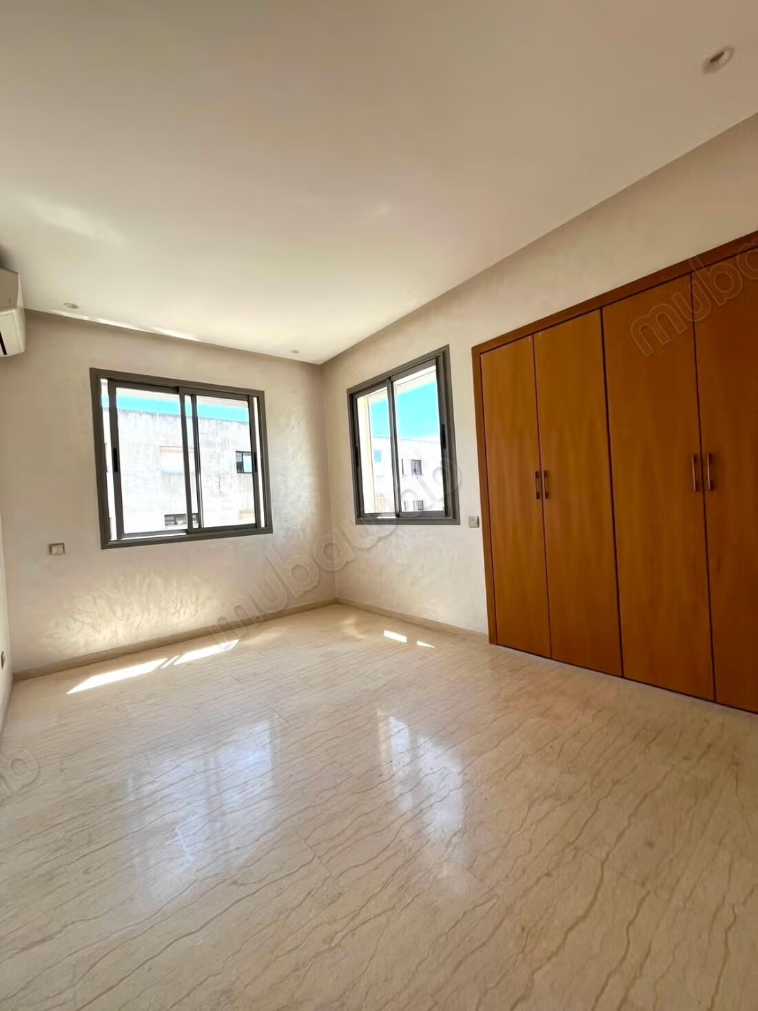 ستوديو للإيجار في الدار البيضاء – لا جيروند — Photo 6