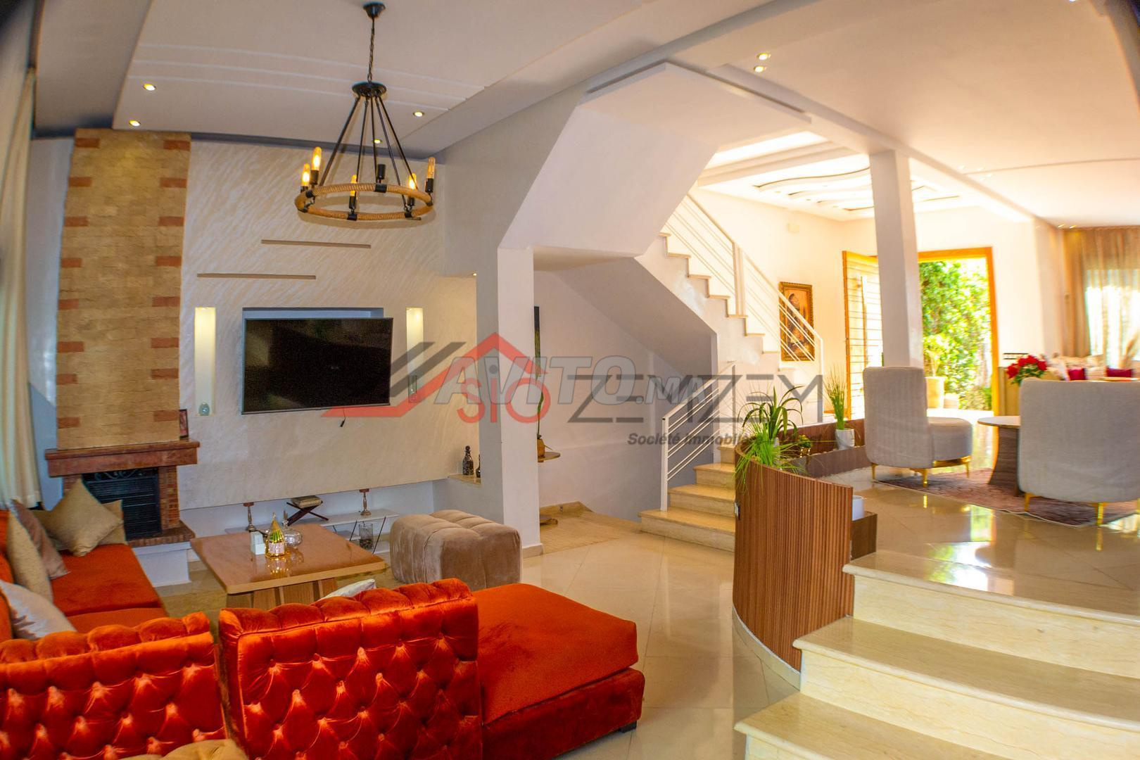 Villa 335 m² à vendre à Kénitra