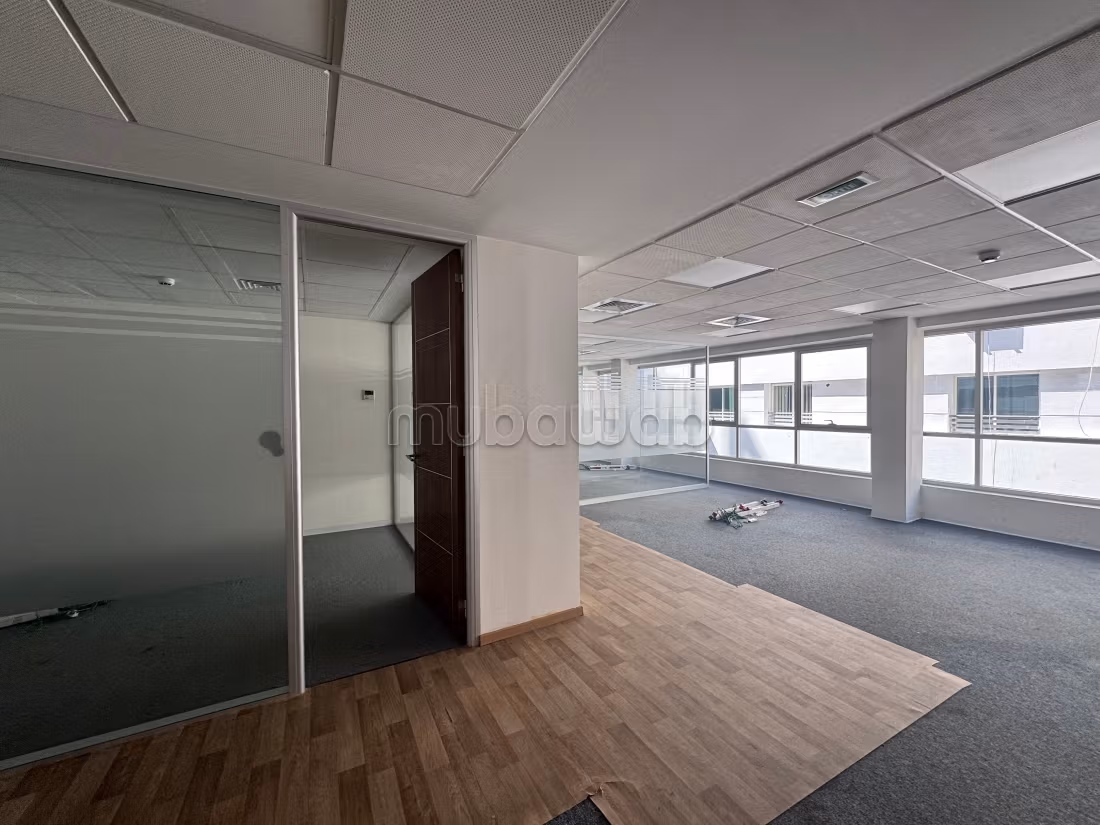 Bureau 395 m² à louer à Casablanca — Photo 12