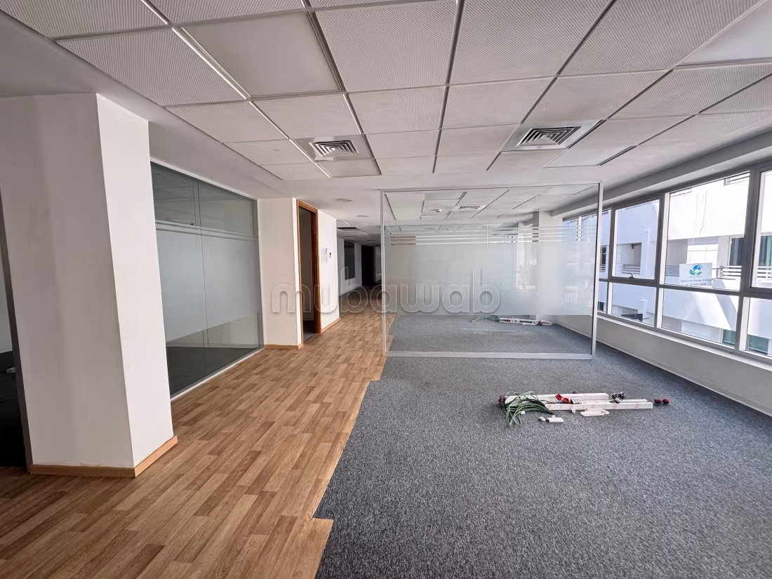 Bureau 395 m² à louer à Casablanca — Photo 24
