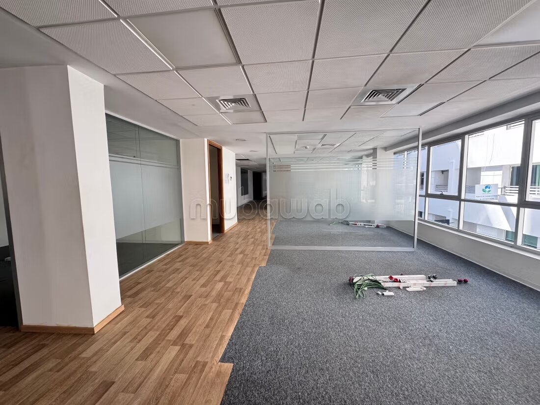 Bureau 395 m² à louer à Casablanca — Photo 23