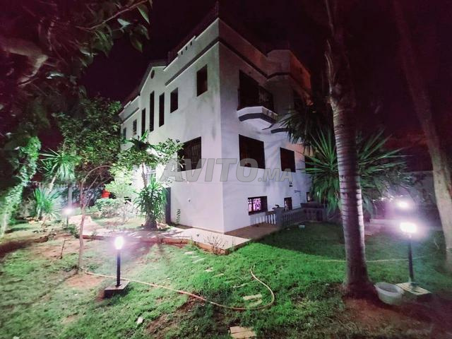 Villa 450 m² for sale in Bouskoura, Casablanca — Photo 15