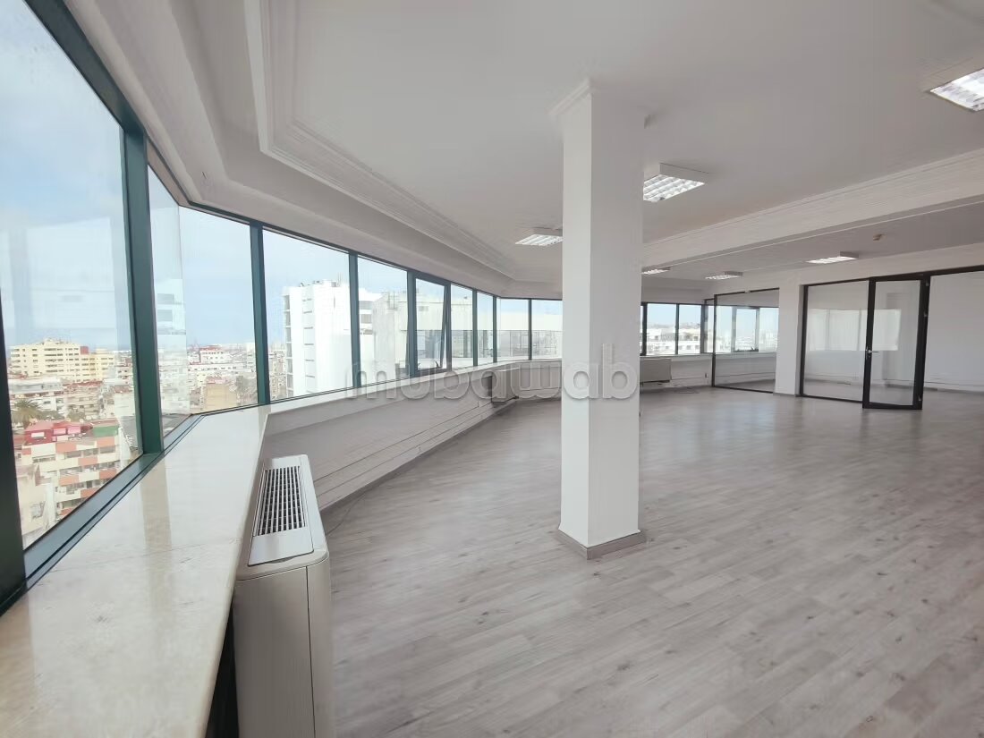 Bureau 176 m² à louer à Casablanca — Photo 6