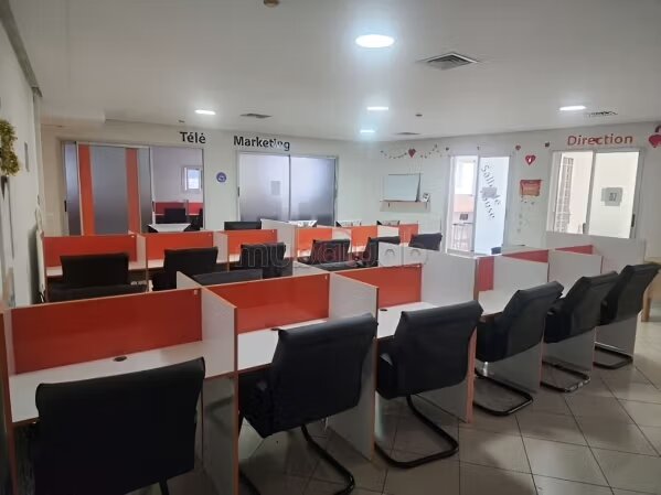 Bureau 176 m² à louer à Casablanca — Photo 18