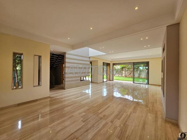 450 m² Villa for Rent in Casablanca (Californie District) — Photo 3