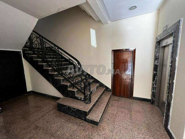 Bureau 330 m² à louer à Rabat — Photo 5