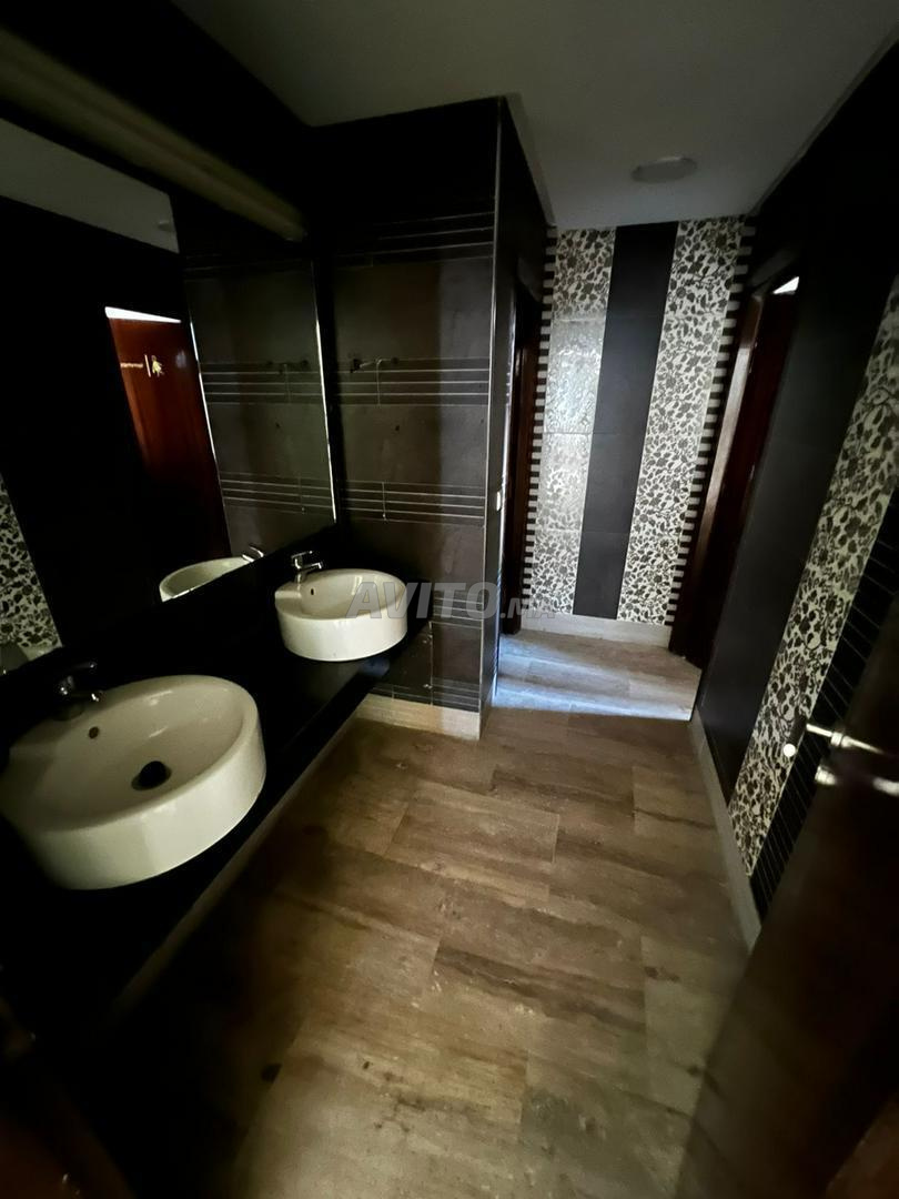 Bureau 330 m² à louer à Rabat — Photo 10