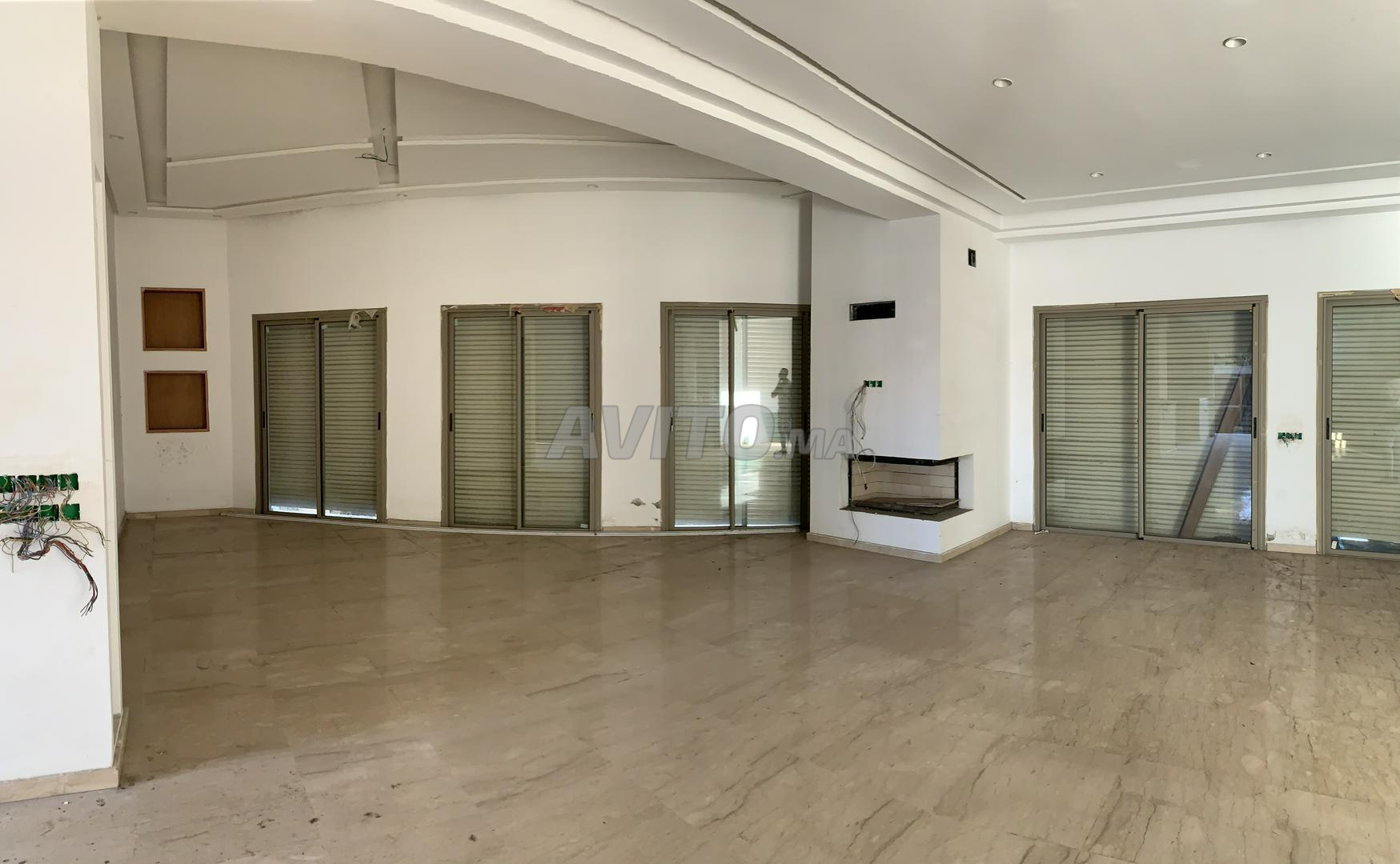 700m² Villa for Sale in Casablanca — Photo 6
