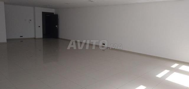Office 80 m² for rent in Casablanca, Quartier des Hôpitaux — Photo 2
