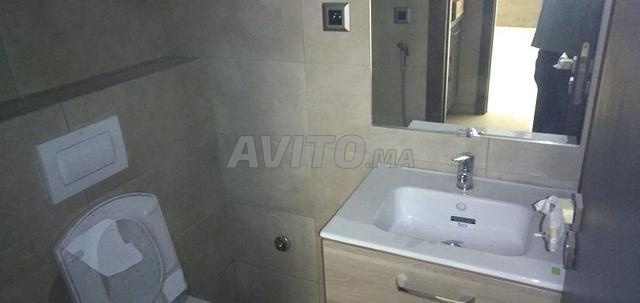 Office 80 m² for rent in Casablanca, Quartier des Hôpitaux — Photo 4