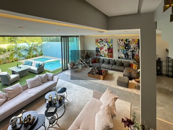 590 m2 Villa for Sale in Paranfa — Photo 10