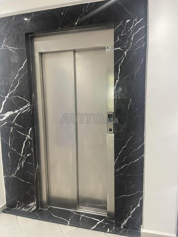 مكتب للإيجار في الدار البيضاء — Photo 19