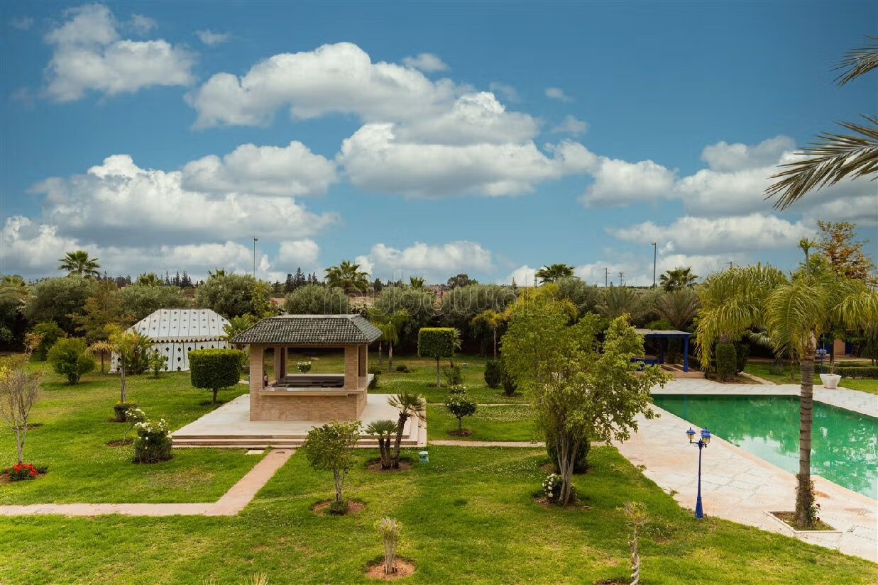 Villa 1573 m² for sale in Marrakech (peripheral area) — Photo 3