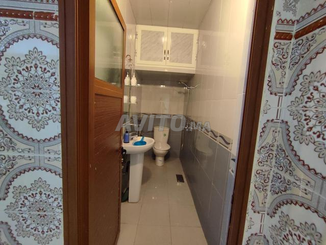 شقة محل تجاري في الطابق الأرضي للبيع في الدار البيضاء — Photo 9