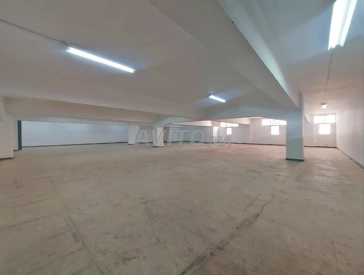 Local commercial 420 m² à louer à Casablanca — Photo 7