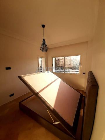 شقة 100م² للإيجار في الدار البيضاء بورغوني — Photo 10