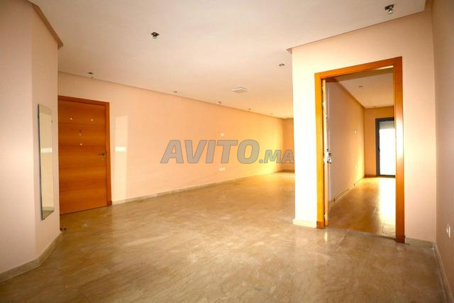 Bureau 90 m² à louer à Casablanca (Centre Ville) — Photo 3