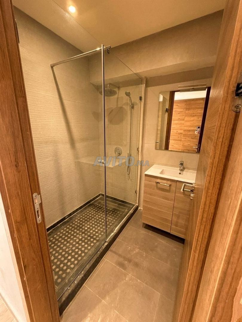 Appartement 210 m² à louer à Casablanca (Casablanca Finance City) — Photo 17