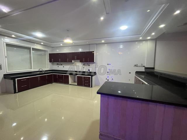 Villa 430 m² à louer à Meknès — Photo 17