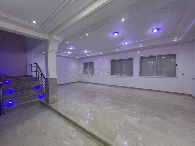 Villa 430 m² à louer à Meknès — Photo 19