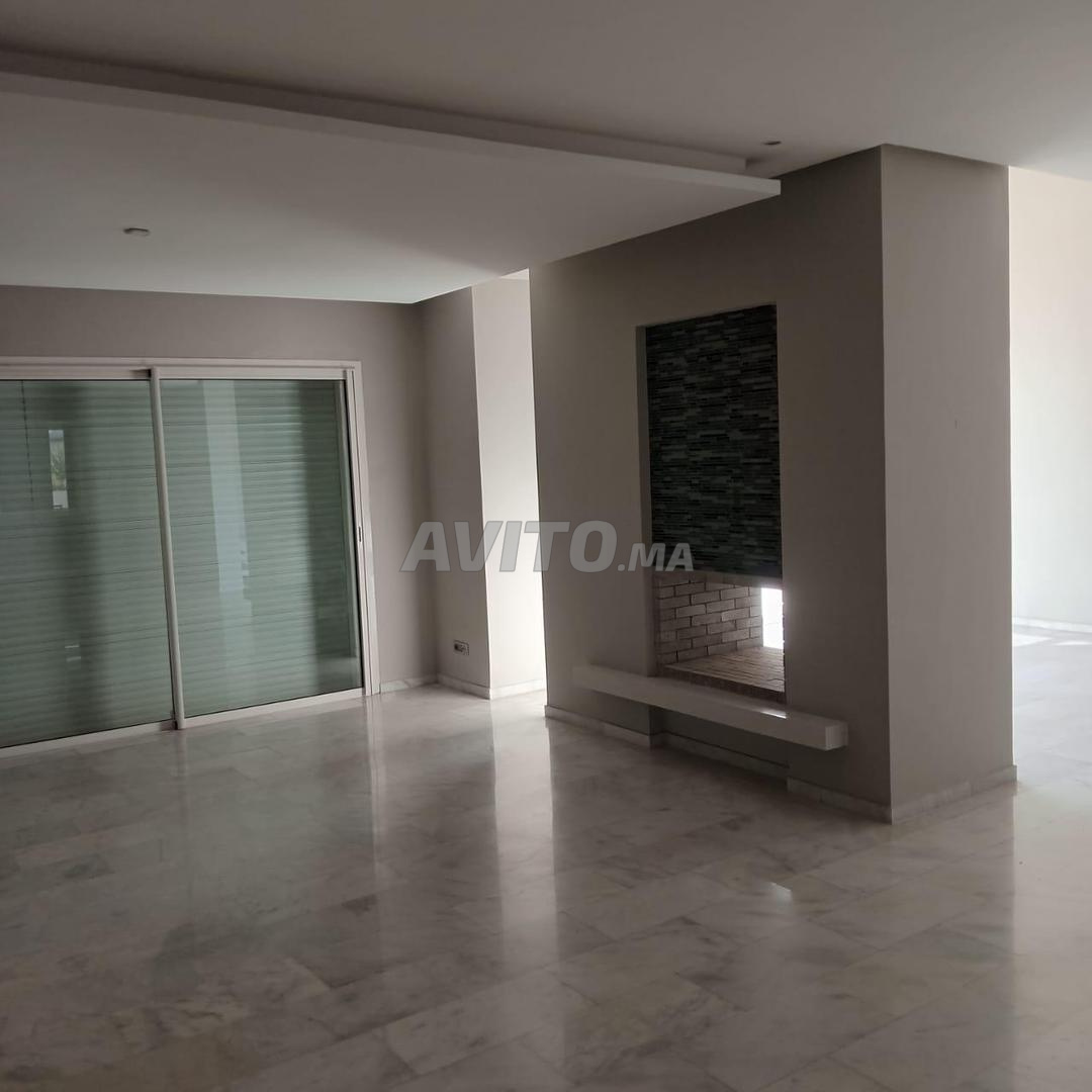 Duplex apartment 460 m² for rent in Rabat, Hay Riad — Photo 8
