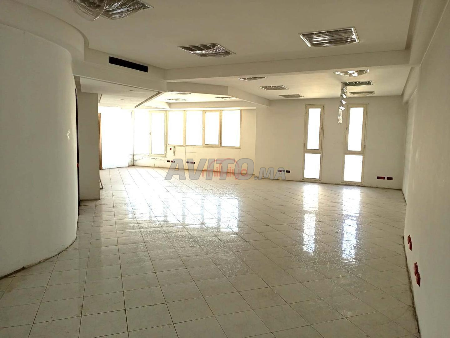 Office for Sale 2666 m² in Casablanca — Photo 7
