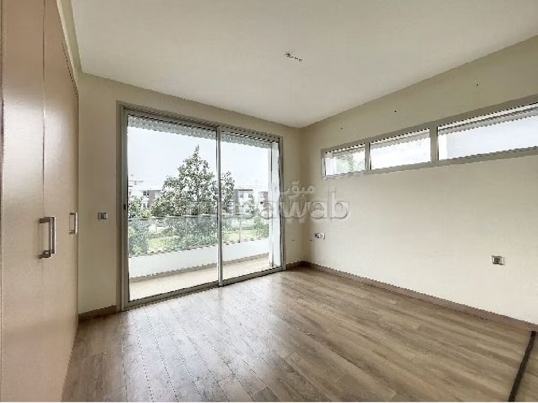 Apartment 107 m² for rent in Bouskoura — Photo 10