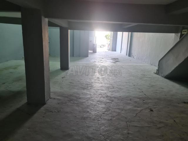 Local commercial 350 m² à louer à Casablanca — Photo 12