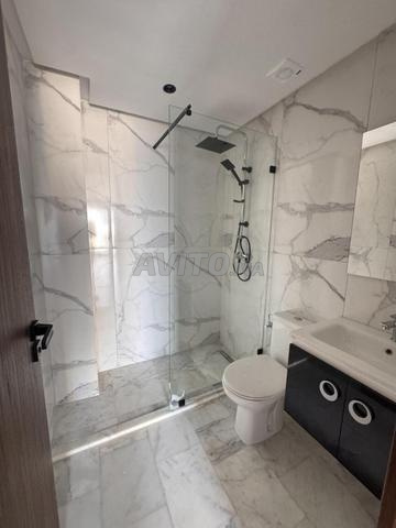 Apartment 101 m² for rent in Casablanca (Roches Noires) — Photo 9