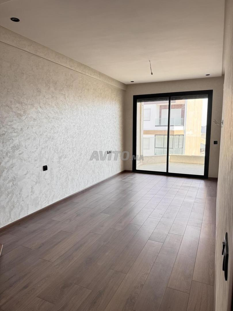 Apartment 101 m² for rent in Casablanca (Roches Noires) — Photo 16