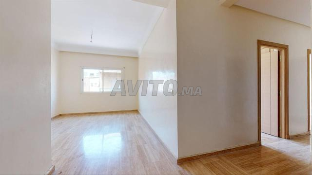شقة 99 م² للبيع في الدار البيضاء سيدي معروف — Photo 3