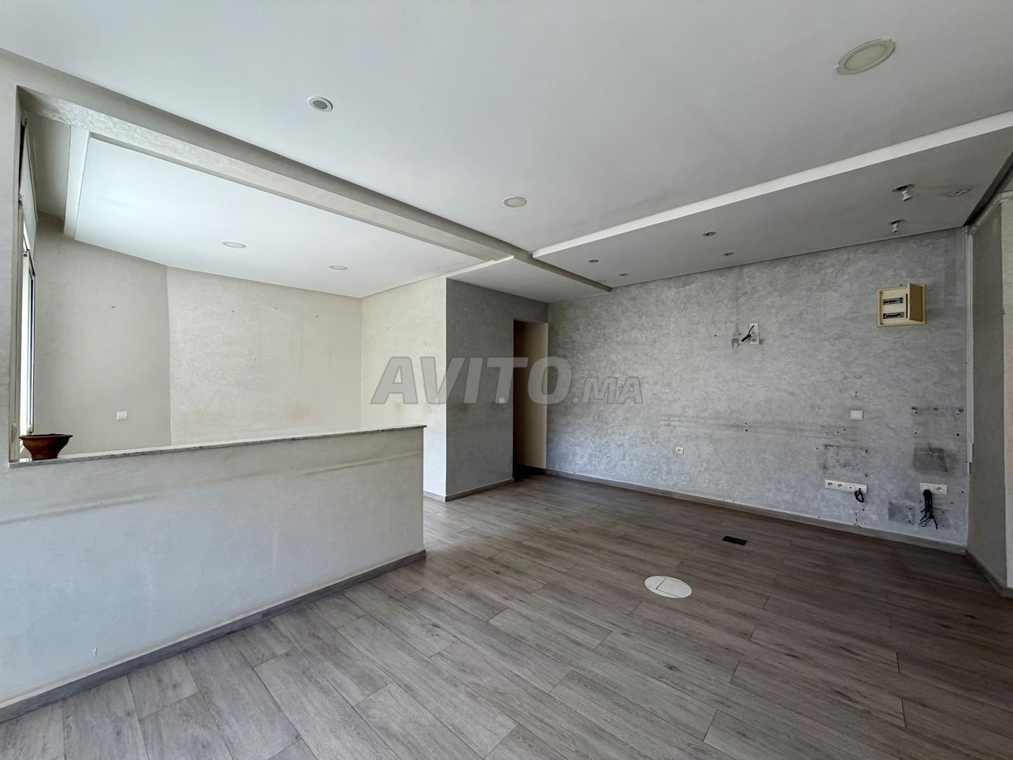 80 m² Office for Rent in Témara — Photo 4