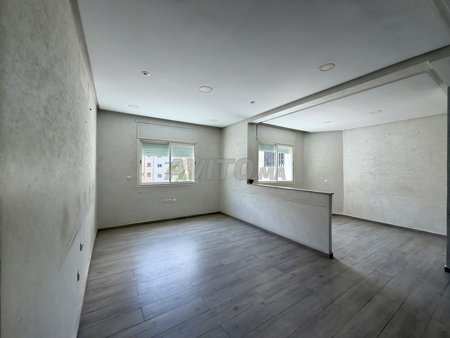 80 m² Office for Rent in Témara — Photo 8